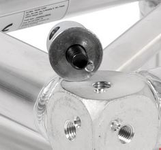 Global Truss | F34 | Halbkonus für Cornerblock | M12