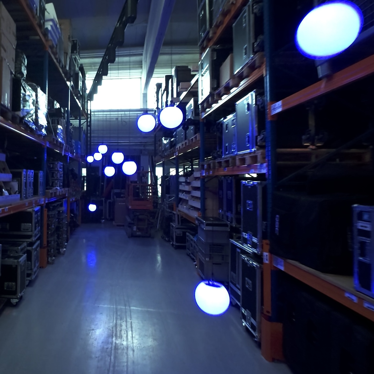 eventLED | Moving Globe | LED-Kugel an DMX-Winde | Ø25cm